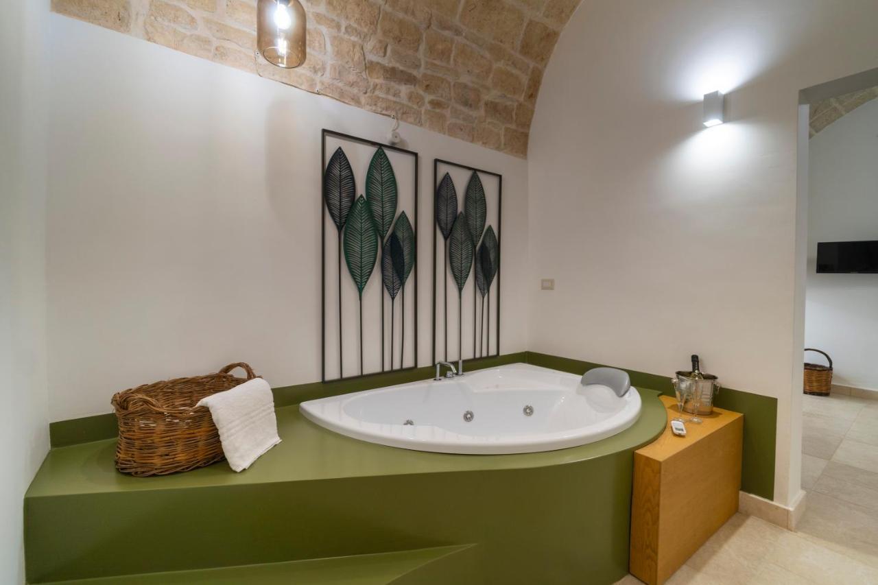 Dimora Caraspi Bed & Breakfast Mola di Bari Exterior photo