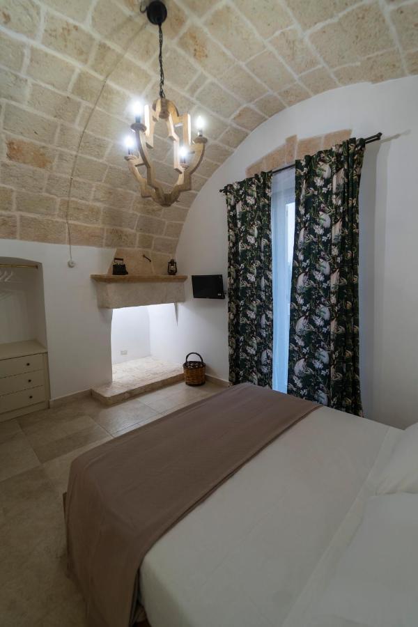 Dimora Caraspi Bed & Breakfast Mola di Bari Exterior photo